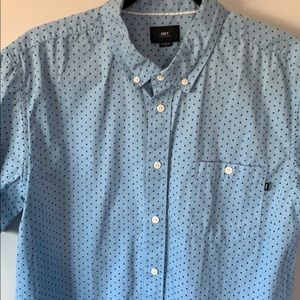 Obey s/s button up euc sz L